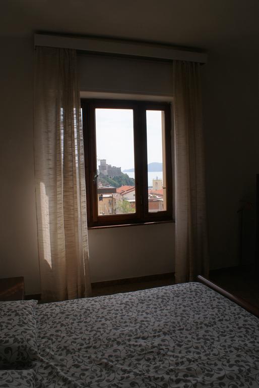 Appartement Il Terrazzo Sul Castello à Lerici Extérieur photo